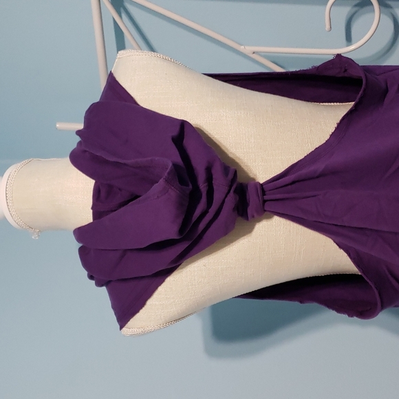 Hooded Vest - Picture 13 of 14